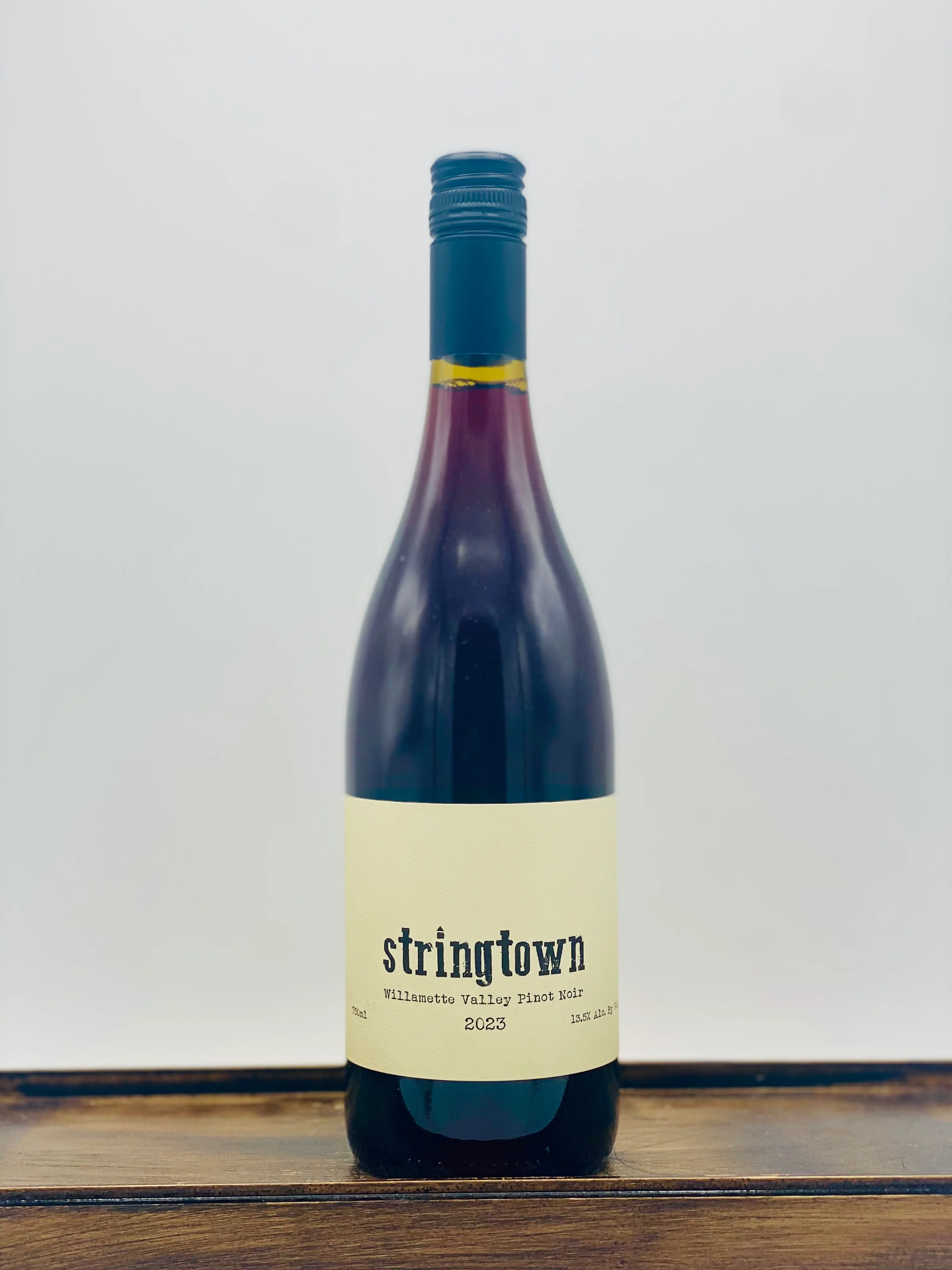 Stringtown Pinot Noir Willamette Valley, 2023